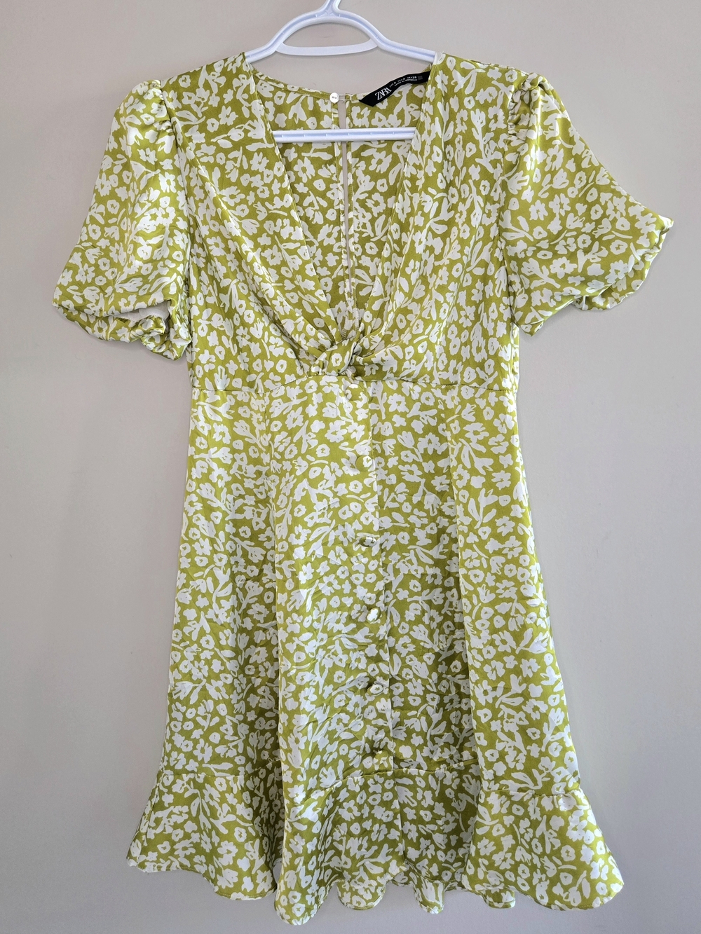 Zara green + white satin mini dress, puff sleeves, twist front, small + new